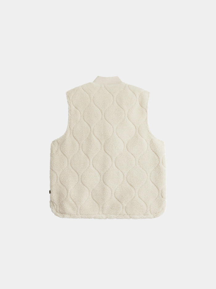 Alpha Industries Sherpa Onion Quilting Vest in cream, sleeveless with sherpa lining and onion-quilted shell.