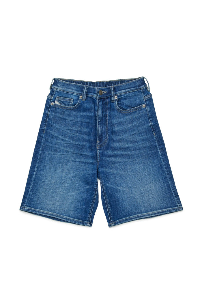 Shorts in stretch denim with whiskers