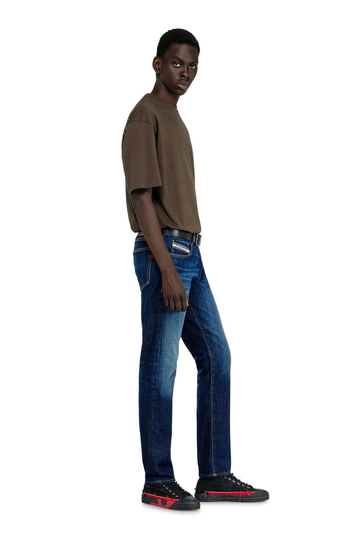 Slim Jeans Regular Waist 2019 D-Strukt