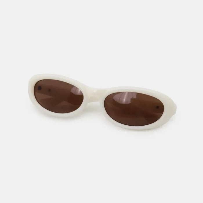 Solaré Luxe™ Ivory Cat Eye