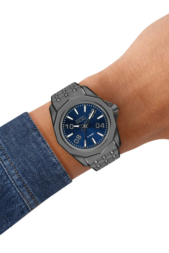 Stinger gunmetal stainless steel watch
