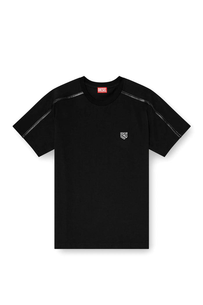 T-shirt with contrast trims and logo patch