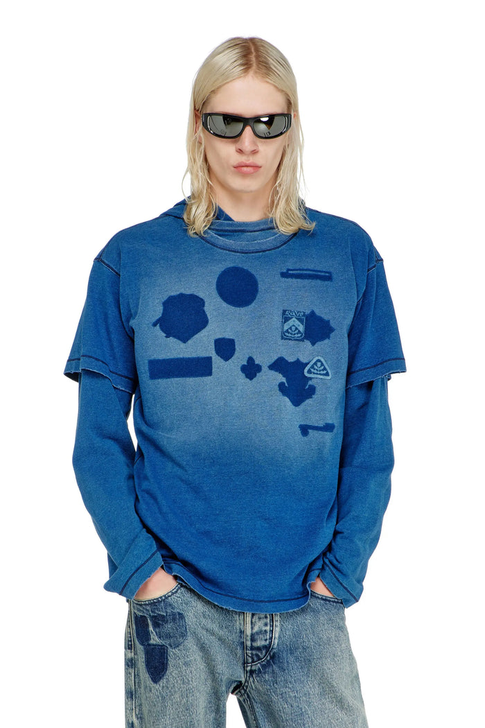 T-shirt with shadow-effect patches