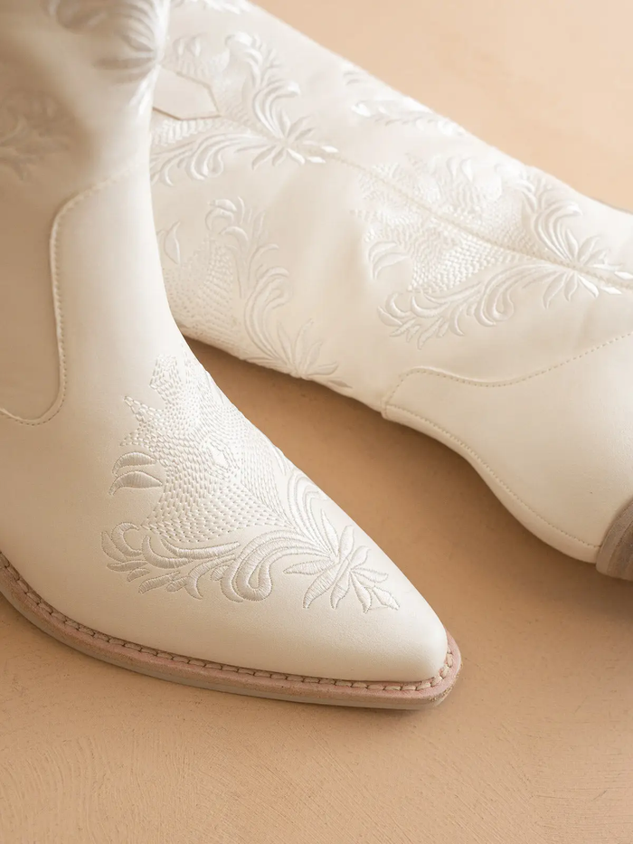 The Kamilla - Greige Goods