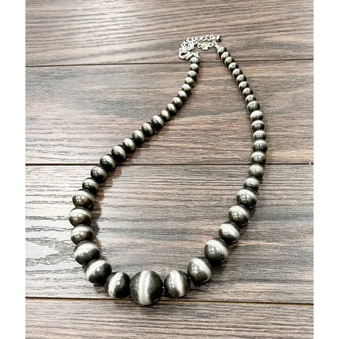 Very Big Western Bead Necklace - Greige Goods