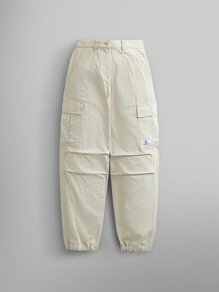 Alpha Industries Women’s M-65 Cargo Pant, light beige, elastic waistband, large side pockets, elastic cuffs, small white patch on left pocket.