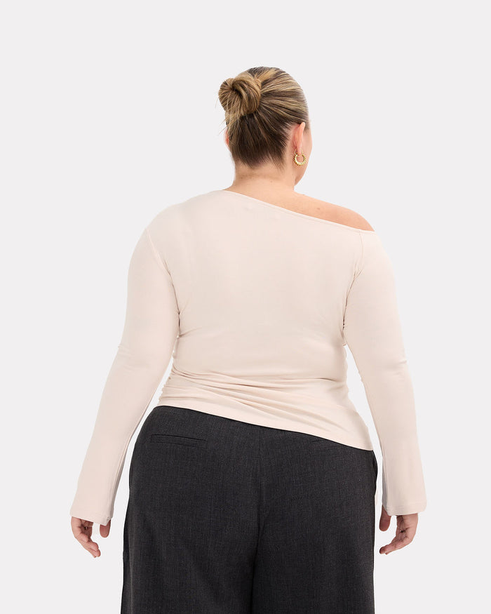 Wren Top in Beige | Longsleeve Size Inclusive Maternity Wear | The Lullaby Club