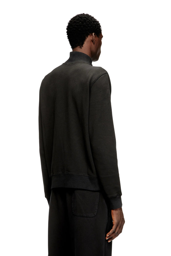 Wweatshirt with mock neck and metallic Oval D