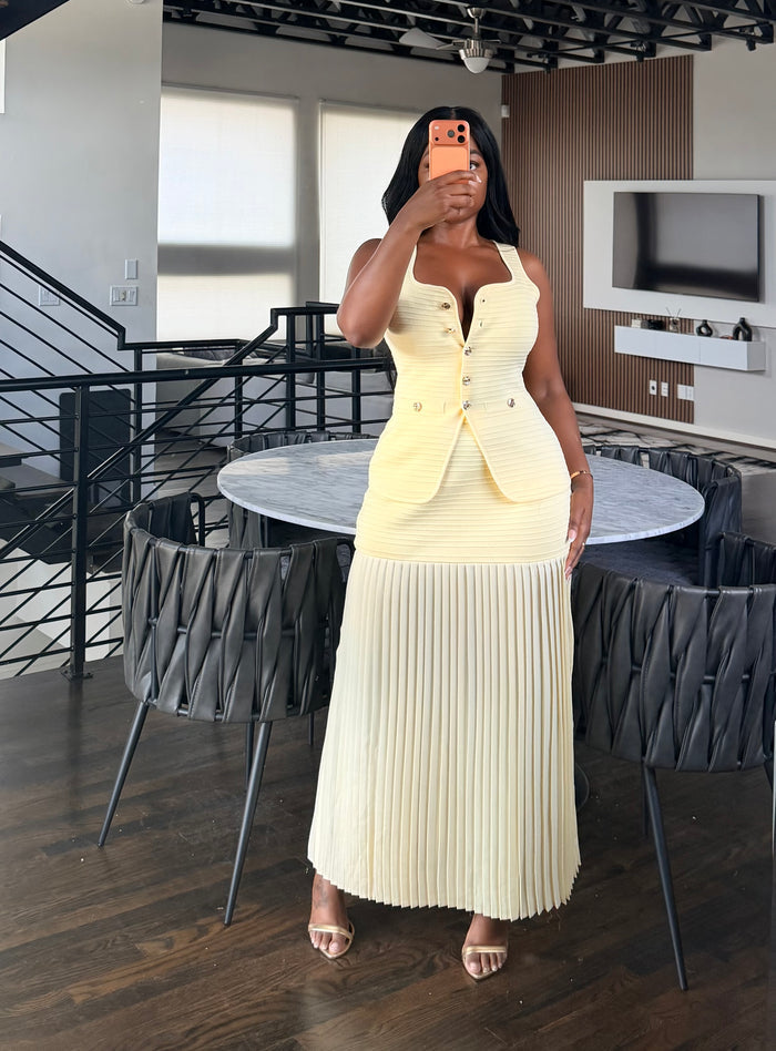 Yellow Pleated Skirt set